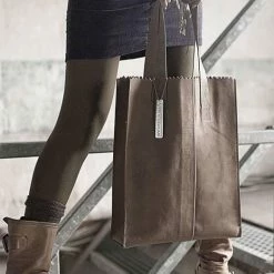 Aanbiedingen 🌟 MYOMY Schoudertas Hunter Leer - Zwart 🌟 37 Aanbiedingen 🌟 MYOMY Schoudertas Hunter Leer - Zwart 🌟 -Tassen-dames Winkel 523x840 1