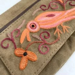 Gloednieuw 😉 Merkloos Dames Polstas Suède Leer - Bruine Damestas Met Handgeborduurd Bloemenpatroon In Oranje - Riemtasje 👍 -Tassen-dames Winkel 546x840 6