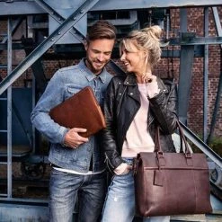 Coupon โ๏ธ Burkely Antique Avery Unisex Laptophoes 15,6'' - Cognac ๐ 23 Coupon โ๏ธ Burkely Antique Avery Unisex Laptophoes 15,6'' - Cognac ๐ -Tassen-dames Winkel 550x366 24