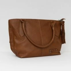 Beste Pirce β€οΈ Bag2Bag Schoudertas | Shopper Ava Porto Cognac π€© 15 Beste Pirce β€οΈ Bag2Bag Schoudertas | Shopper Ava Porto Cognac π€© -Tassen-dames Winkel 550x381