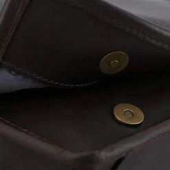 Coupon ๐ GUSTI 'Mitch' Schoudertas | 100% Buffelleer | Bruin | Uniseks | Stijl, Functionaliteit & Flexibiliteit ๐งจ 23 Coupon ๐ GUSTI 'Mitch' Schoudertas | 100% Buffelleer | Bruin | Uniseks | Stijl, Functionaliteit & Flexibiliteit ๐งจ -Tassen-dames Winkel 550x387 1