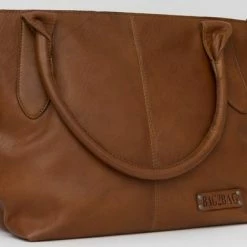 Beste Pirce β€οΈ Bag2Bag Schoudertas | Shopper Ava Porto Cognac π€© 12 Beste Pirce β€οΈ Bag2Bag Schoudertas | Shopper Ava Porto Cognac π€© -Tassen-dames Winkel 550x390 2