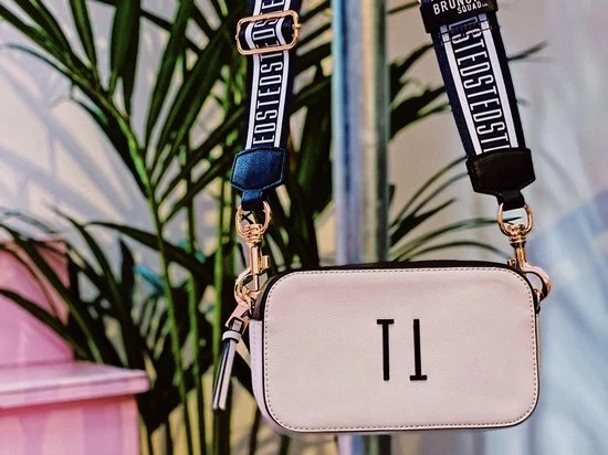 Aanbiedingen 🔔 The Original Teds Squad Crossbody Bag & Giftcard €15 😍 3 Aanbiedingen 🔔 The Original Teds Squad Crossbody Bag & Giftcard €15 😍