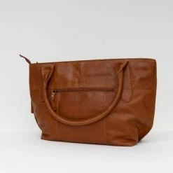 Beste Pirce β€οΈ Bag2Bag Schoudertas | Shopper Ava Porto Cognac π€© 13 Beste Pirce β€οΈ Bag2Bag Schoudertas | Shopper Ava Porto Cognac π€© -Tassen-dames Winkel 550x425 1