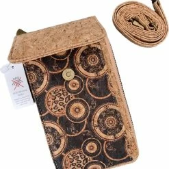 Goedkoopste π Geen Merk Aanduiding VIQRI - Compact Telefoontasje - Dames Portemonnee Tas - RFID Anti Skim - Dames Tas - Portemonnee - Leer - Kurk - Dames - Cadeau - Bruin - Zwart - Print - Metaal - Crossbody π 11 Goedkoopste π Geen Merk Aanduiding VIQRI - Compact Telefoontasje - Dames Portemonnee Tas - RFID Anti Skim - Dames Tas - Portemonnee - Leer - Kurk - Dames - Cadeau - Bruin - Zwart - Print - Metaal - Crossbody π -Tassen-dames Winkel 550x637 4