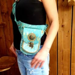 Beste deal ❤️ Festival Heuptas - Crossbody/crossover - Blauw/turquoise/goud - Leer/koeienhuid - Lindian Style 👍 -Tassen-dames Winkel 550x652 1
