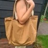 Beste deal π Merkloos Canvas Tas - Shopper Canvas M - Schoudertas Bruin - Vrouwentas - Tote Bag - Strandtas - Hii You β€οΈ 1 Beste deal π Merkloos Canvas Tas - Shopper Canvas M - Schoudertas Bruin - Vrouwentas - Tote Bag - Strandtas - Hii You β€οΈ -Tassen-dames Winkel 550x733 69