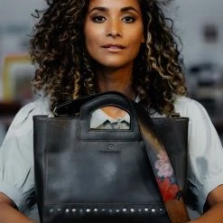 Uitgang 🌟 Micmacbags Masterpiece Handtas - Cognac 🥰 -Tassen-dames Winkel 550x825 1