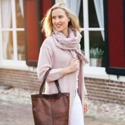 Nieuw ๐งจ Justified - Leren Shopper - Laika - Zwart โ๏ธ 30 Nieuw ๐งจ Justified - Leren Shopper - Laika - Zwart โ๏ธ -Tassen-dames Winkel 550x825 44