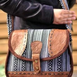 Goedkoop 😉 Crea-Nepal Schoudertas Lakshmi, Katoen Met Leer, Kleur Kalo 🔔